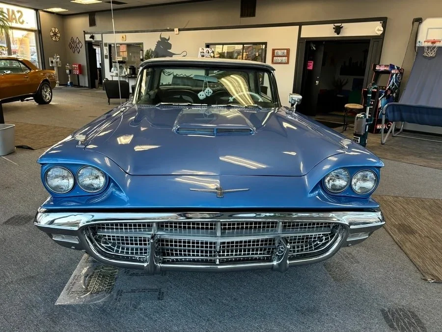 Used-1960-Ford-Thunderbird-2.jpg