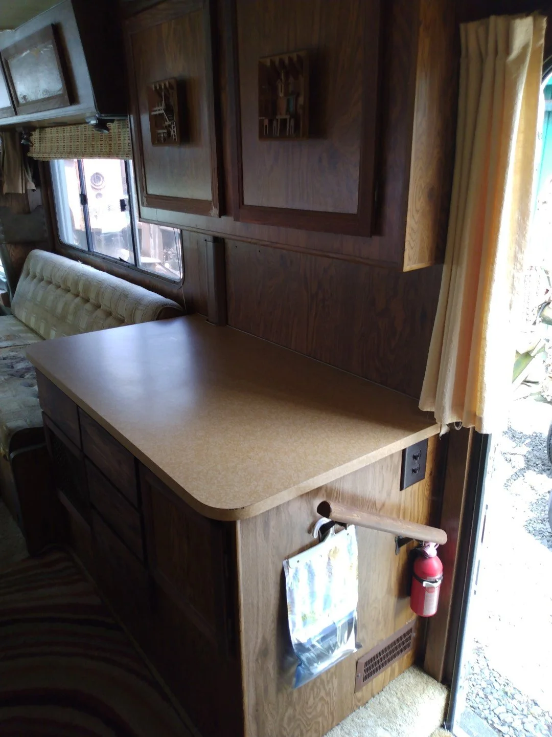 *NO RESERVE* Lot #201 - 1979 Itasca Sundancer Motorhome — Lucky ...