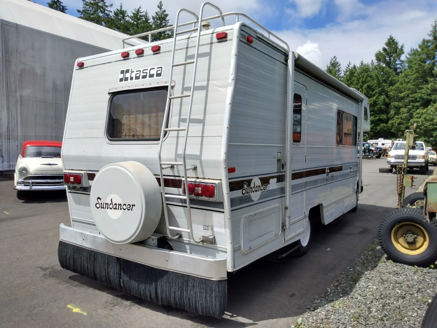 *NO RESERVE* Lot #201 - 1979 Itasca Sundancer Motorhome — Lucky ...