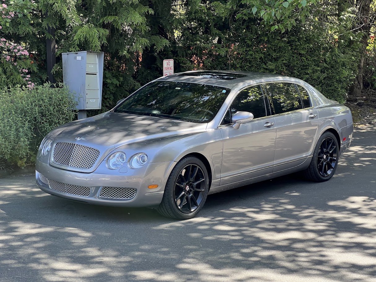 Lot #581 - 2006 Bentley Continental Flying Spur