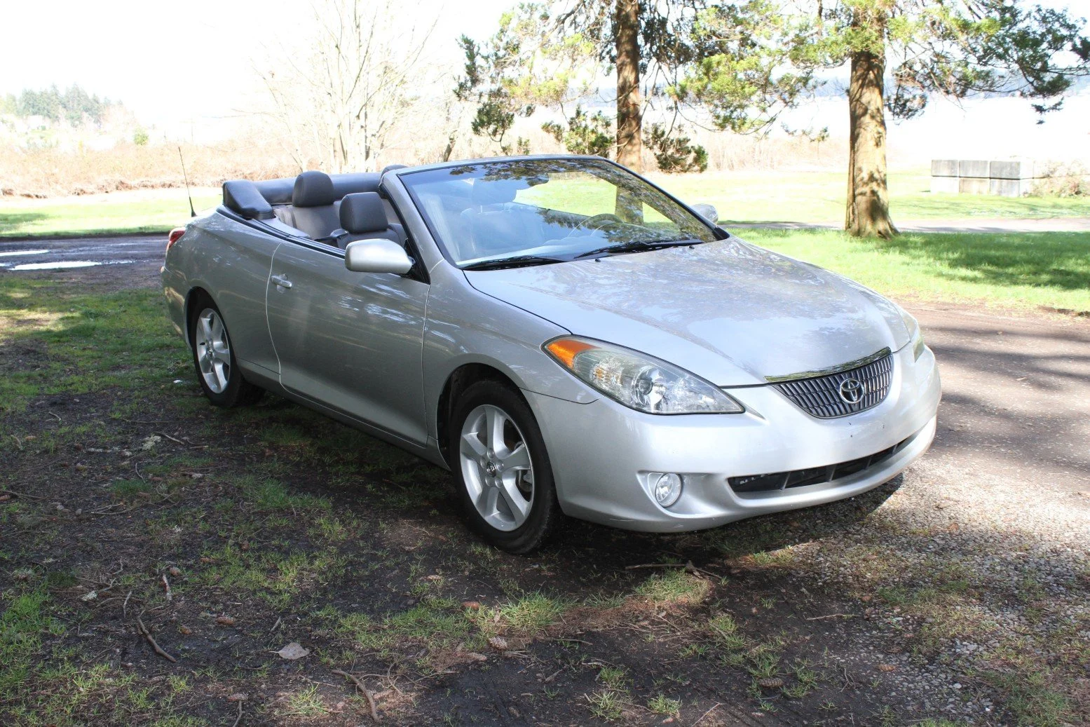 #166 2005 Toyota Solara Convertible — Lucky Collector Car Auctions