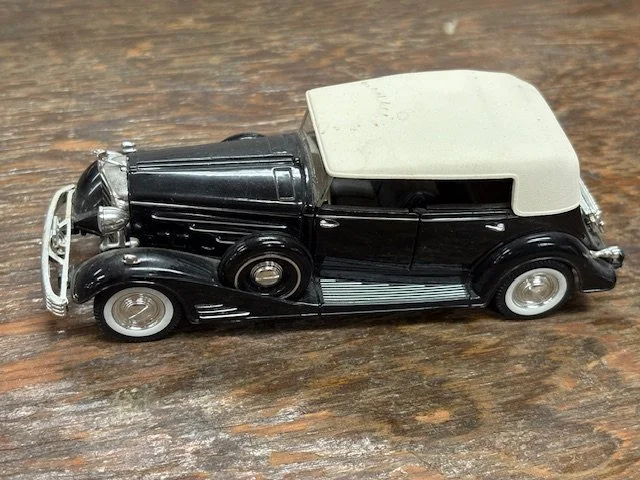 #1092 Miscellaneous Cadillac Model Cars