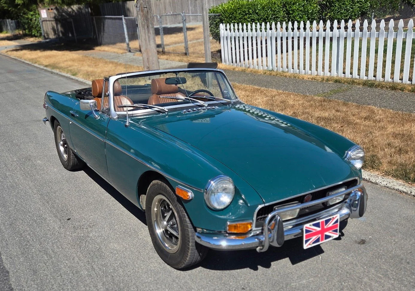 Lot #605 - 1972 MG B Roadster