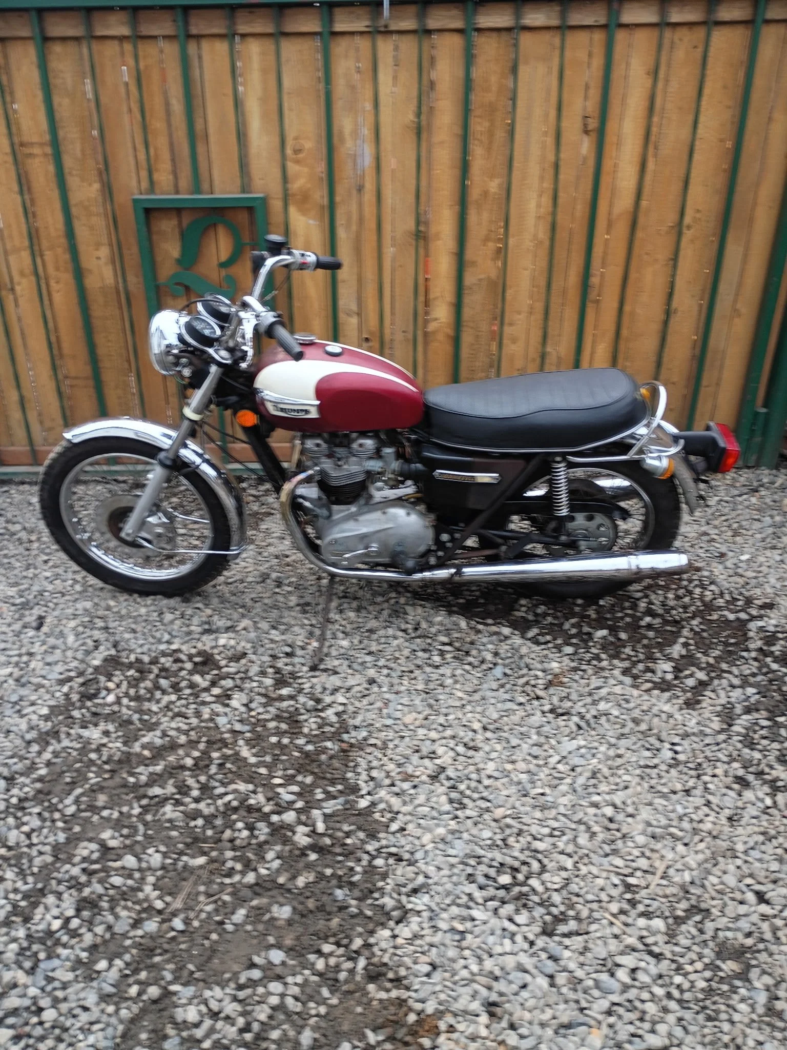 Lot #143 - 1975 Triumph Bonneville 750 **NO RESERVE**