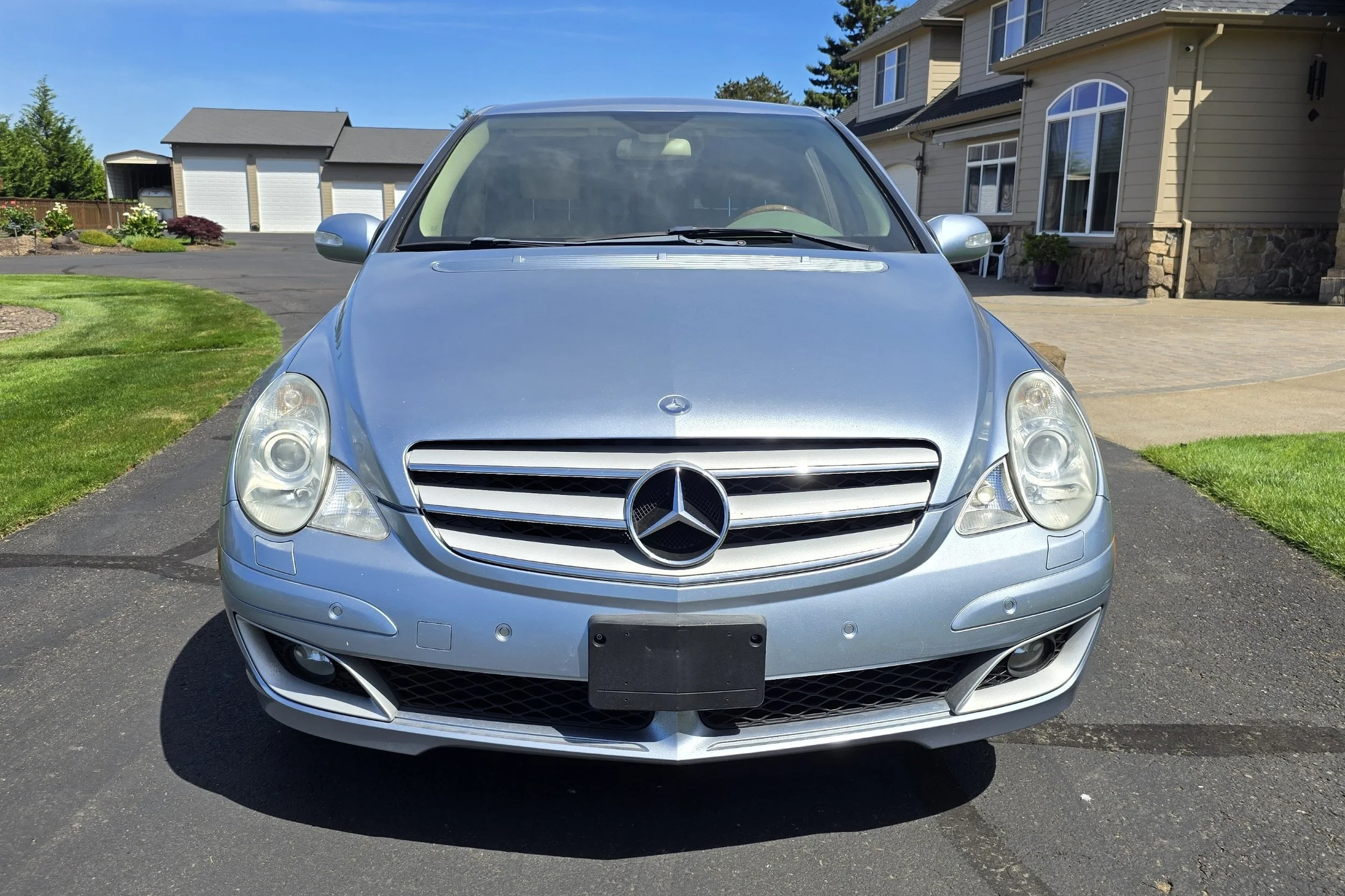 Mbz R500 #263 2006 Mercedes-Benz R500 — Lucky Collector Car Auctions