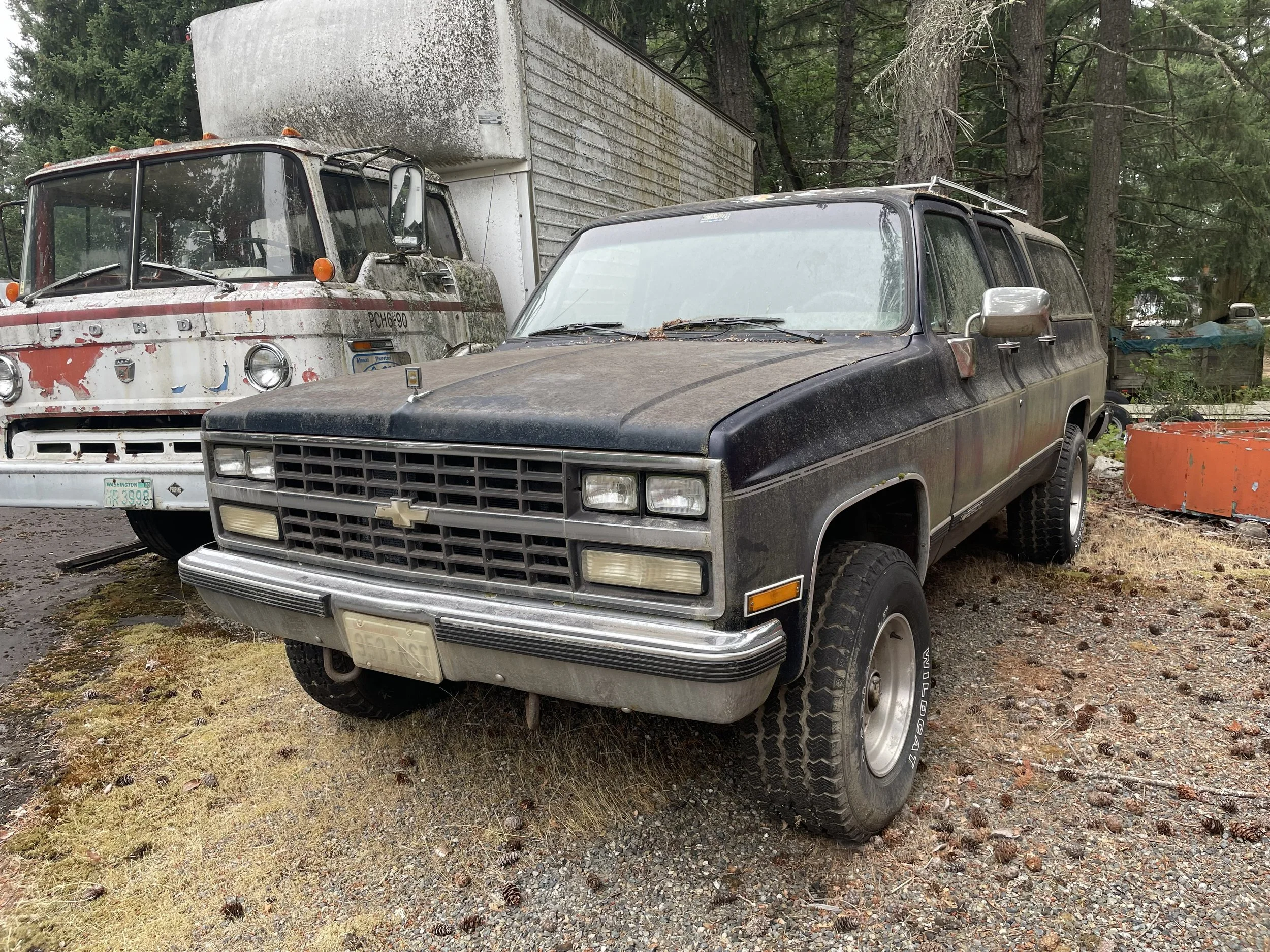 Lot #649 - 1989 Chevrolet Suburban **NO RESERVE**