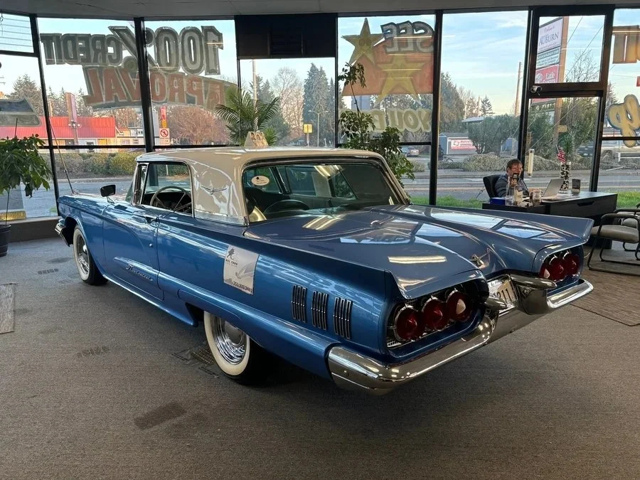 Used-1960-Ford-Thunderbird-6.jpg