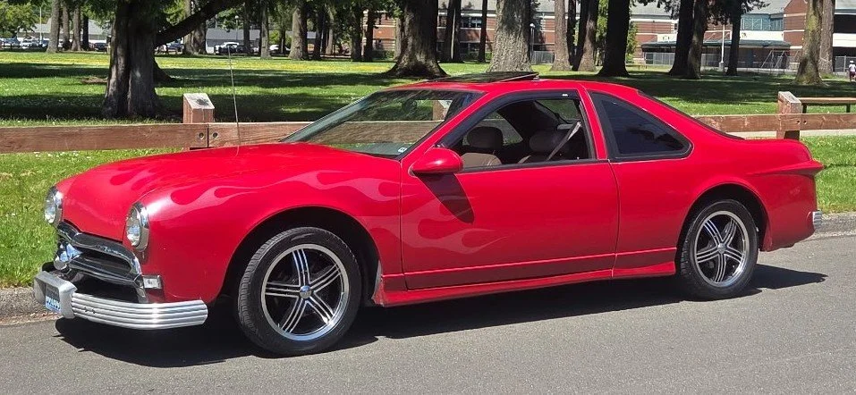 Lot #515 - 1992 Ford Thunderbird Custom