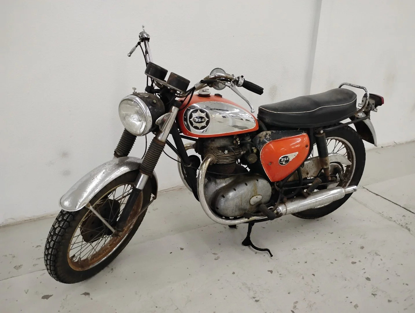 Lot #507 - 1964 BSA A65 Lightning Motorcycle