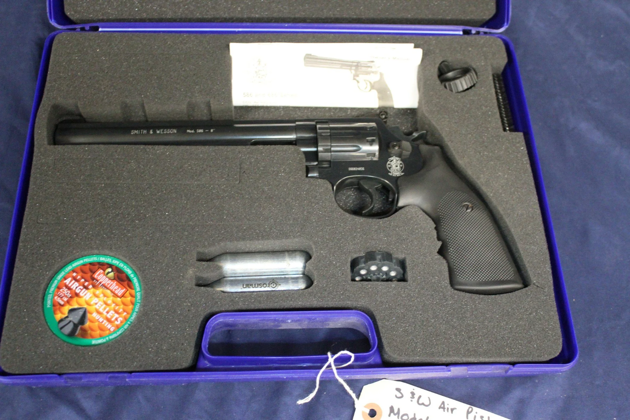 #065 Smith & Wesson Model 586-8 Air Pistol — Lucky Collector Car Auctions