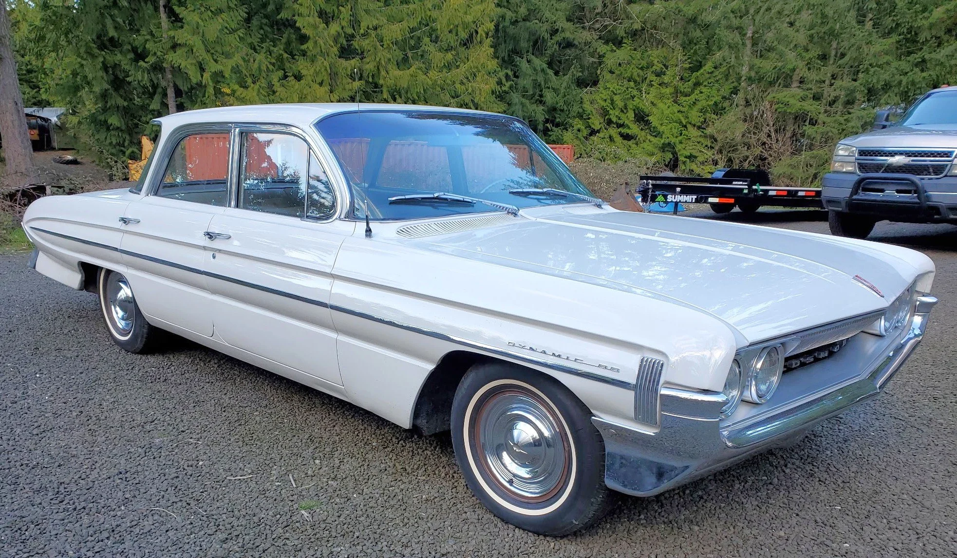 Lot #672 - 1961 Olsmobile Dynamic 88