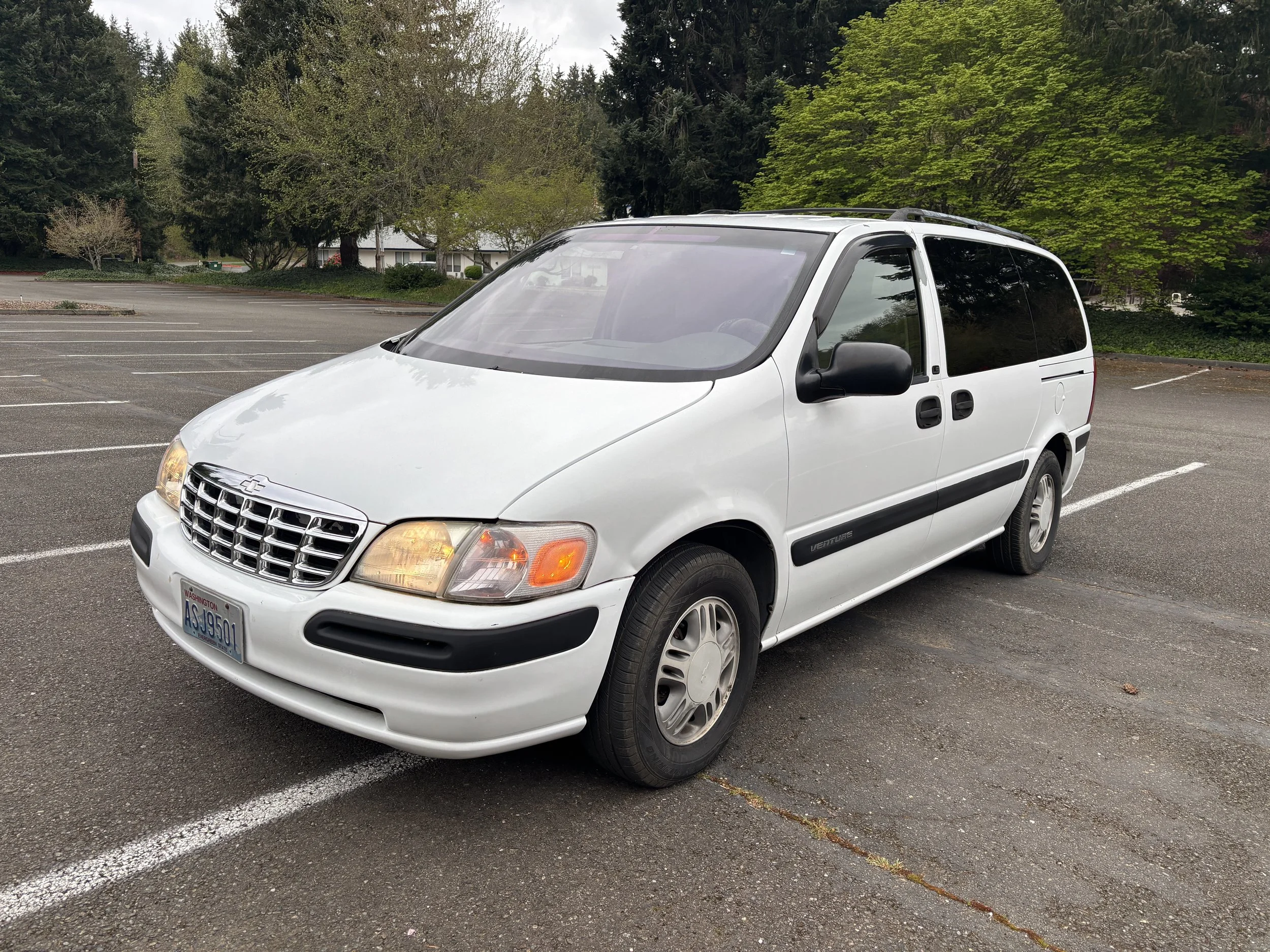 Lot #188 - 2000 Chevrolet Venture mini-van