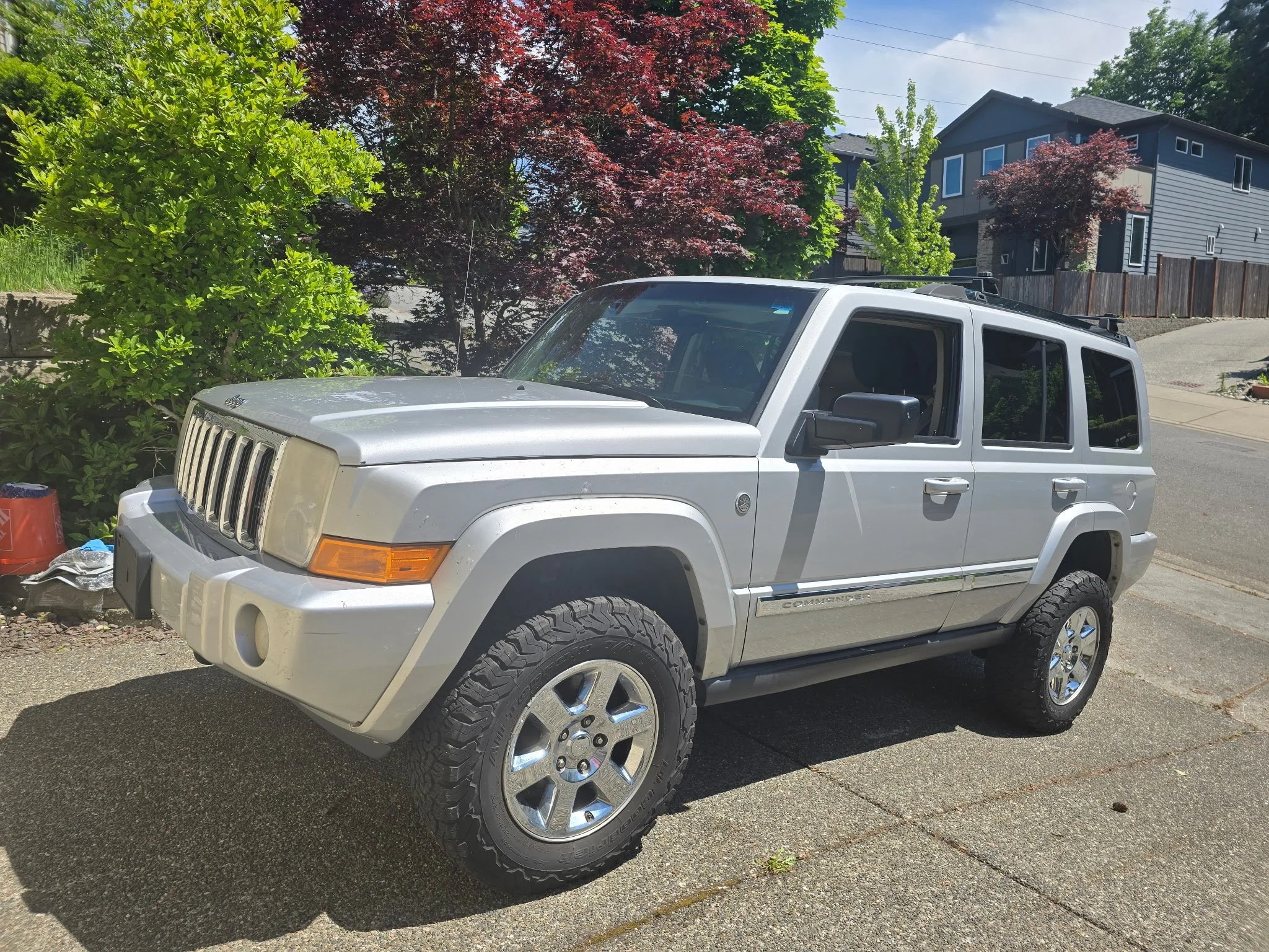 Lot #251 - 2008 Jeep Commander