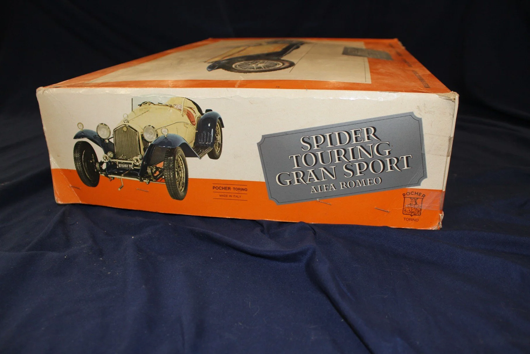 Bonhams : A 1:8 scale model of a 1932 Alfa Romeo Spider Touring Gran Sport by Pocher