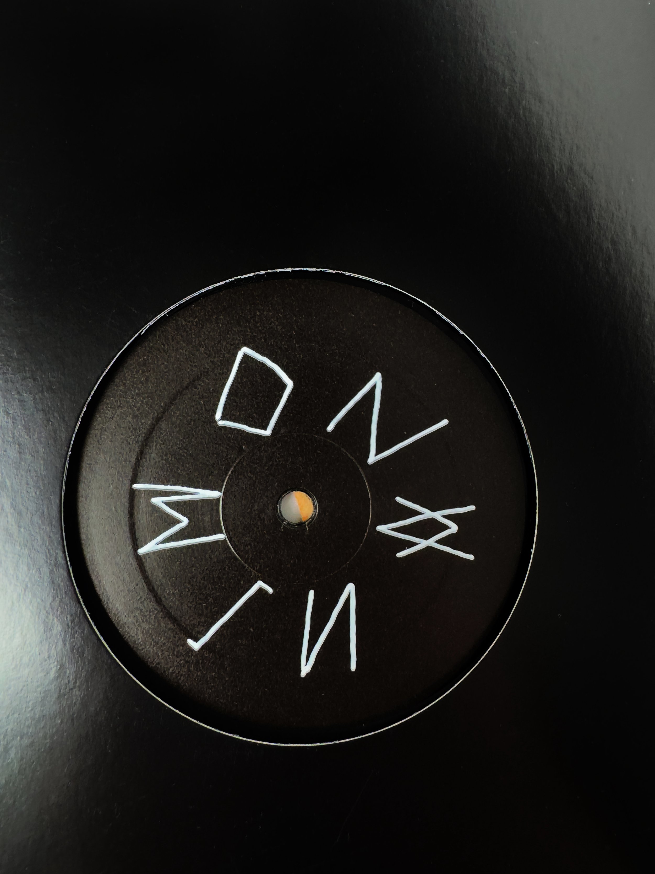 4 Degrees/Drone Bomb Me 12" signed (2/10)