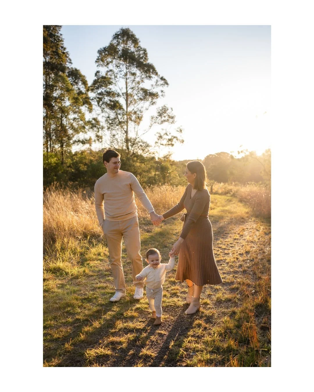 Little Hugo's first photoshoot.

Whilst he was a little unsure of me at first, it didn't take long before I won him over with a range of silly faces and a knack for animal sounds.

These skills certainly come in handy when working with kids... not as