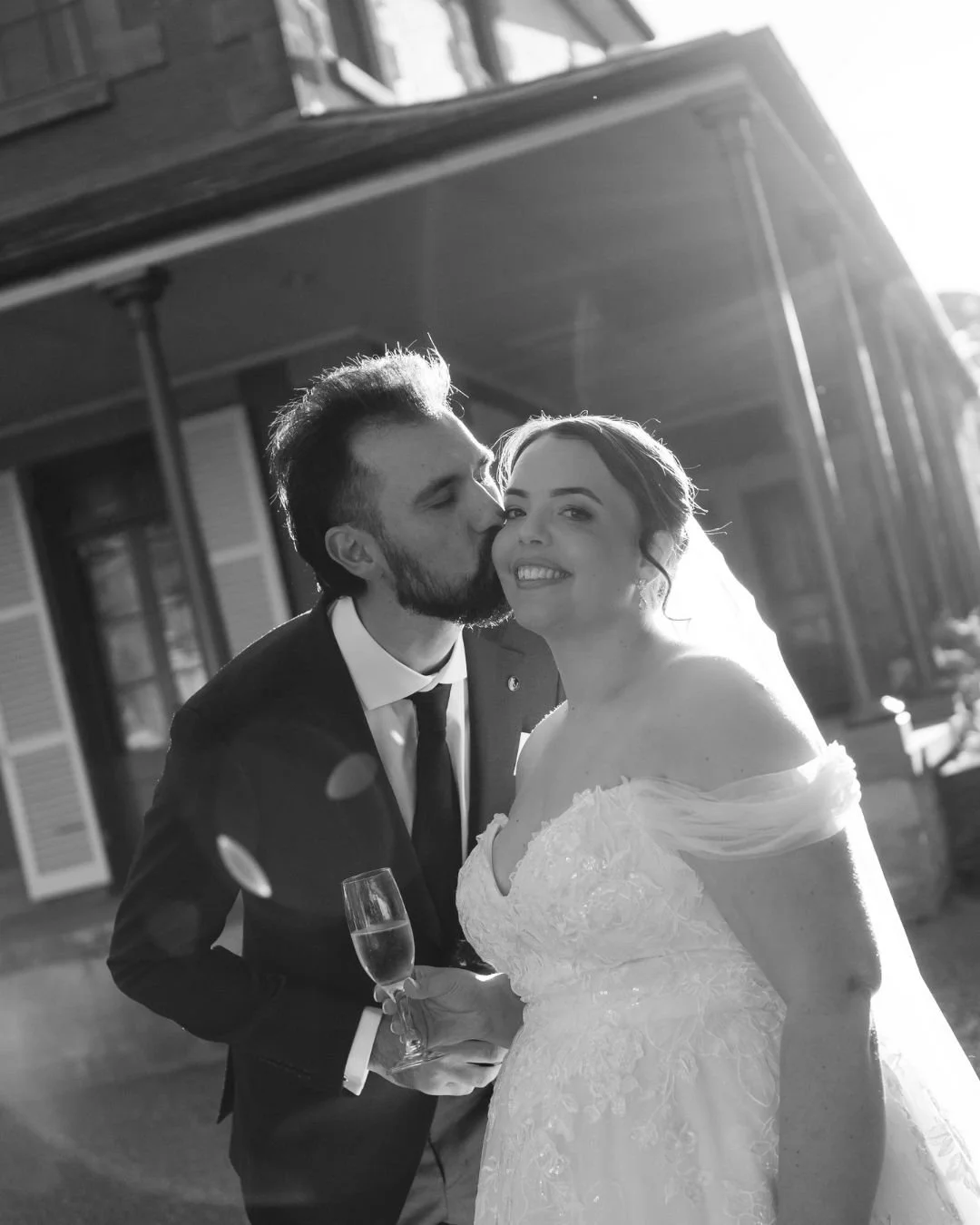 Mr and Mrs Harwood, married at Tocal Homestead on Saturday.

If there ever was a day of perfect Winter weather... this was it.
It was probably due to the gourmet sausage Grace and Michael buried the night before.

Sunshine and smiles all around 💕
.

