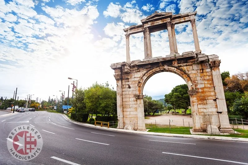 arch-of-hadrian-leoforos-vasilisis-amalias-road.jpeg