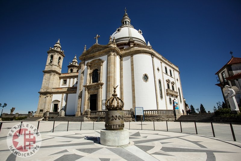 sanctuary-our-lady-sameira-portugal-traveling.jpg