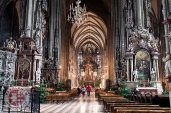 stephansdomstephen-cathedral-vienna-austria.jpeg