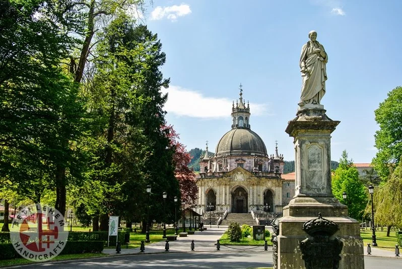 sanctuary-loyola-gipuzkoa-spain-tour-group.jpeg