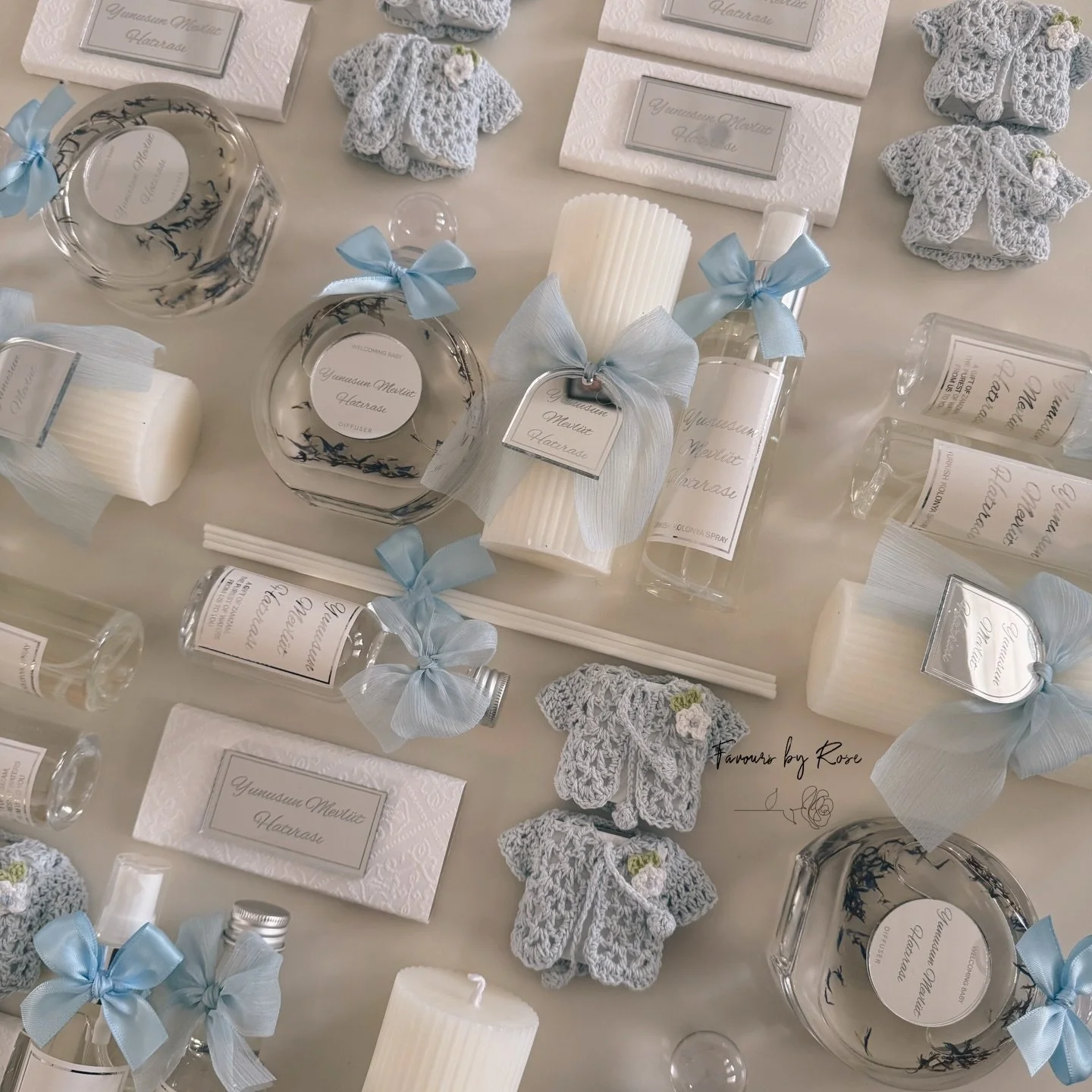 Yunus 🤍 @favoursbyrose

DM for custom orders and enquiries. 

#baby #birthday #newborn #newbornarrangement #newbornsetup