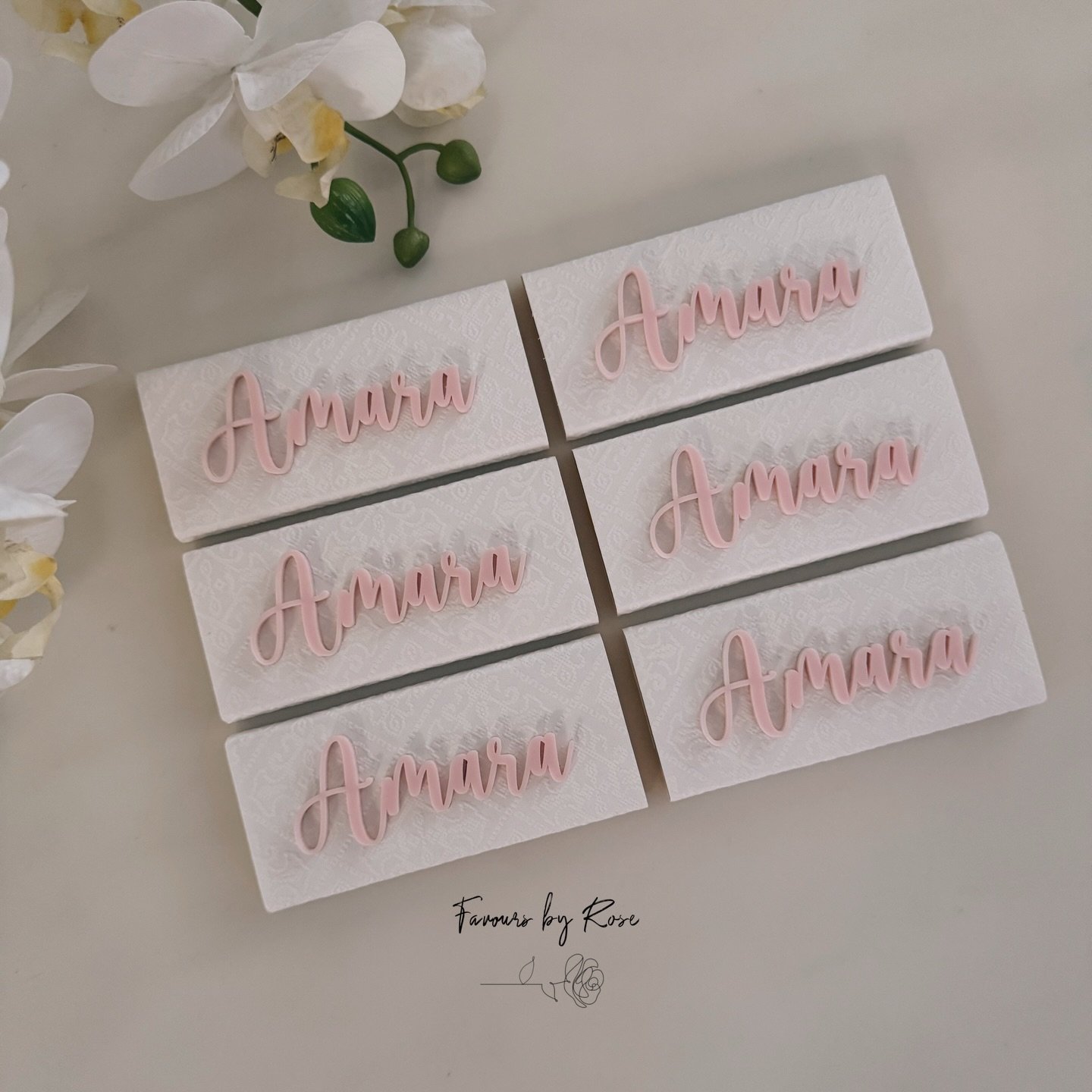 Acrylic name chocolates for Baby Amara @favoursbyrose

DM for custom orders and enquiries. 

#baby #birthday #newborn #newbornarrangement #newbornsetup