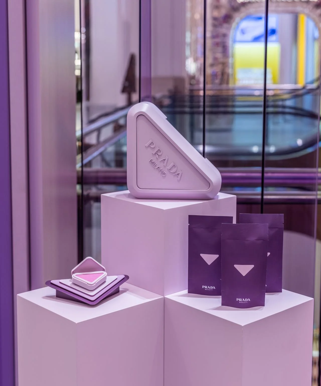 Prada Wisteria Pop-up 3