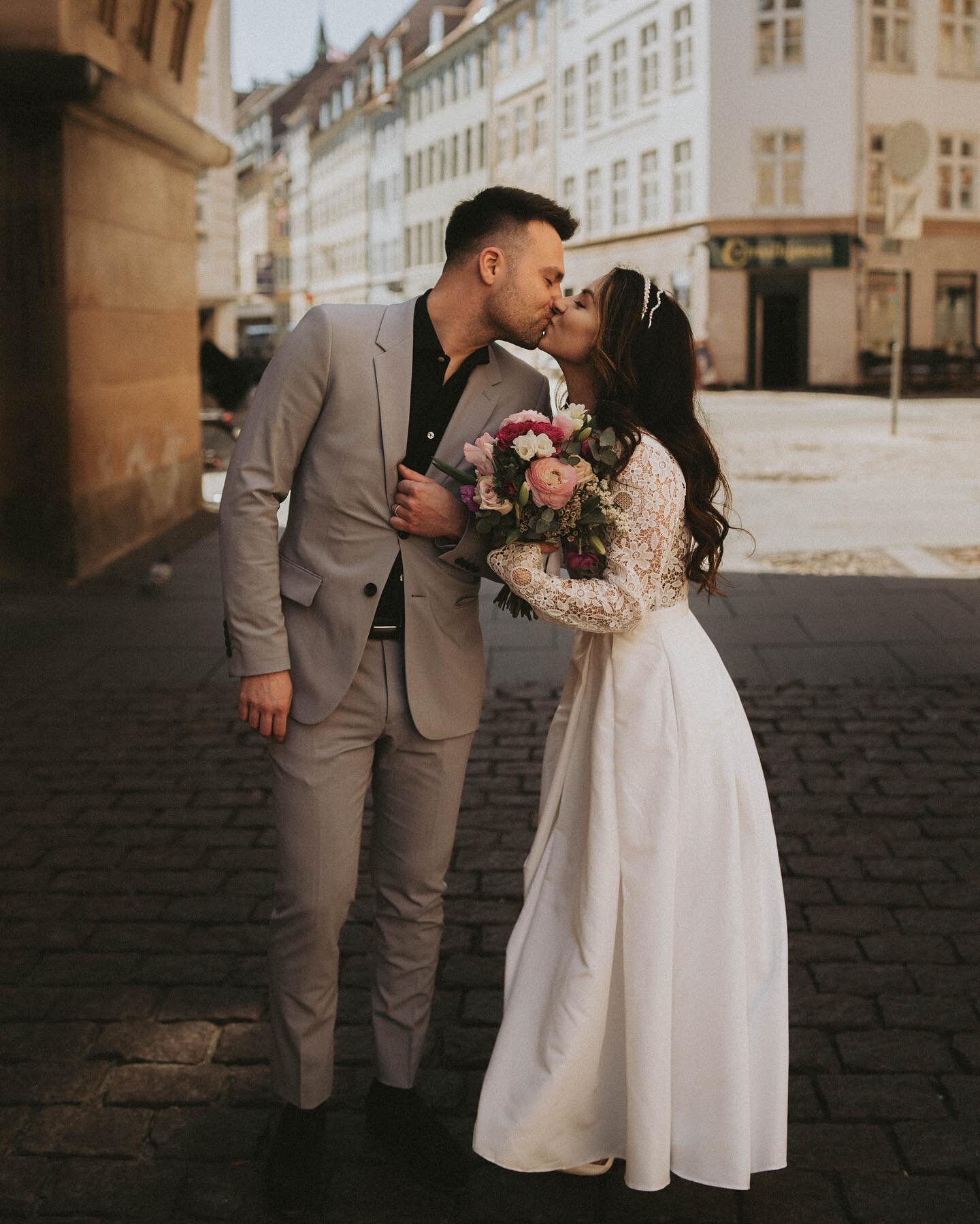 Bianca and Petru's sun-kissed wedding day in the warm time of Copenhagen.

 As the city buzzed with life, we strolled along sunny streets, capturing their love . 

Copenhagen welcomed us with warmth, creating a truly perfect day. 

Bianca &amp; Petru