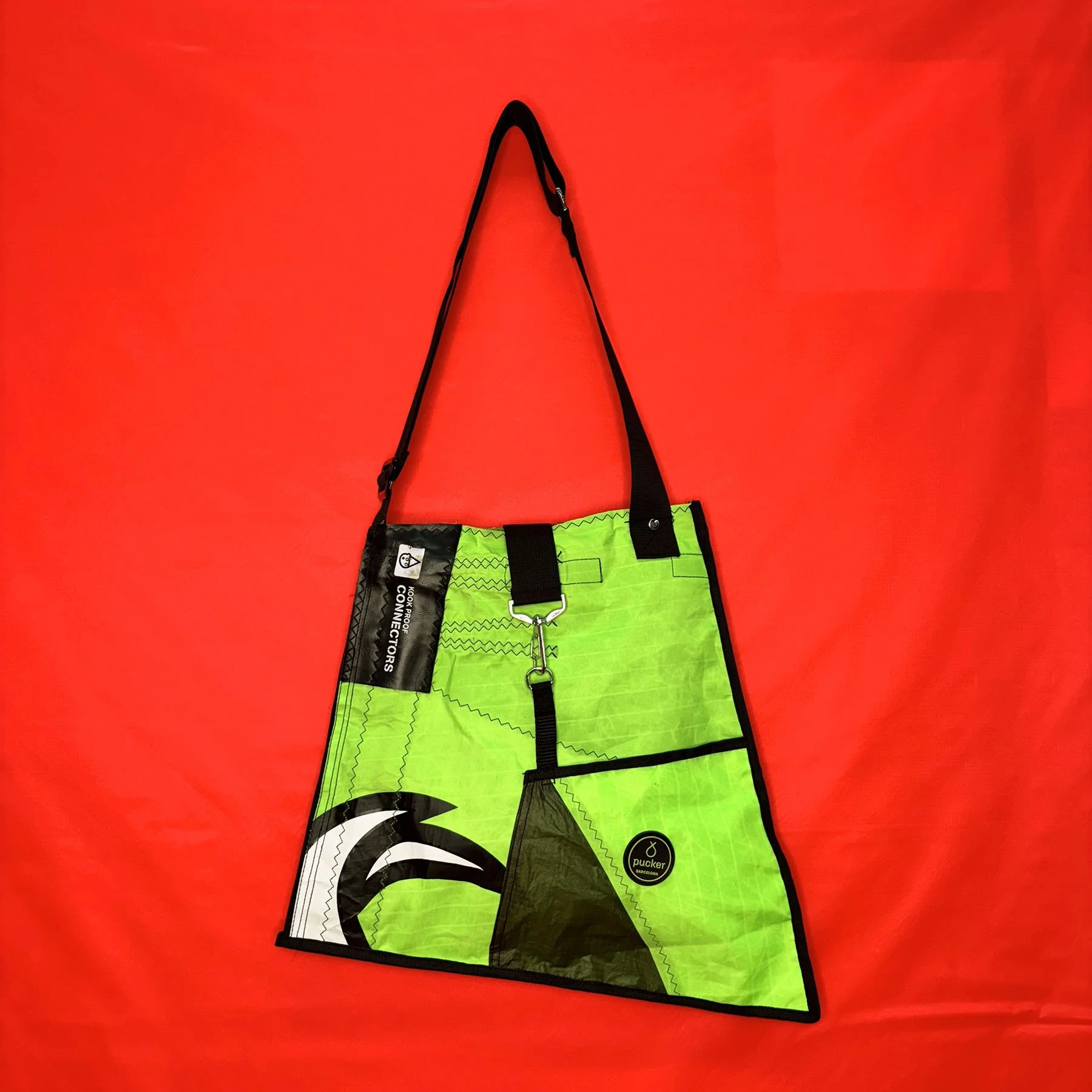 Pucker_BCN_Upcycled_Bags_Barcelona_Sasha_01.jpg