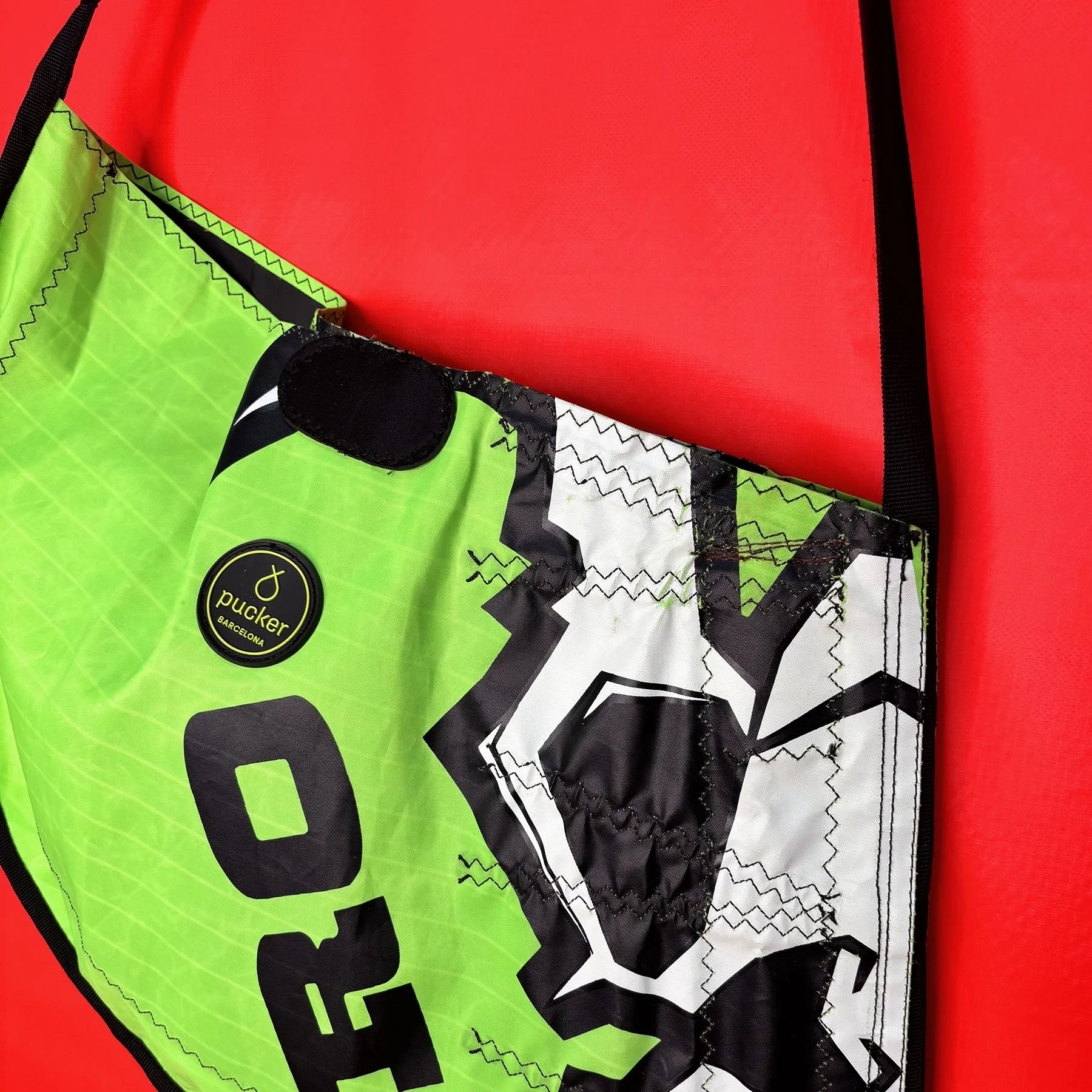 Pucker_BCN_Upcycled_Bags_Barcelona_Sara_02.jpg