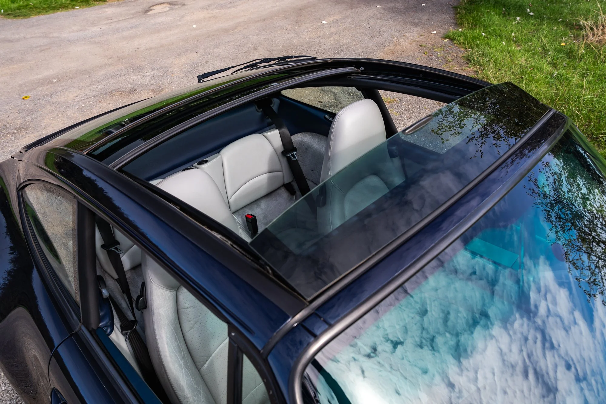 Porsche_993_Targa_interior-35.jpg