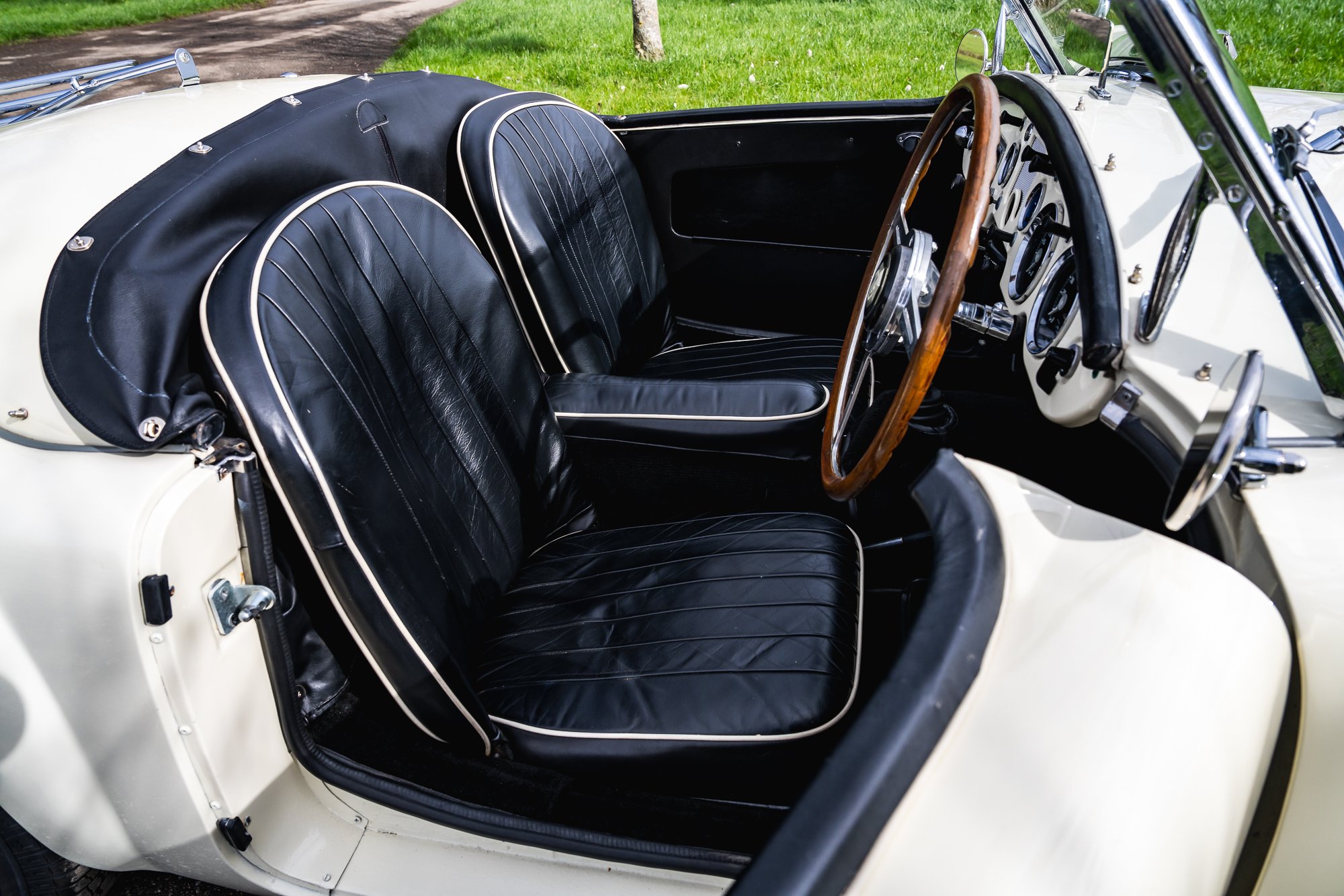 MGA_interior-6.jpg