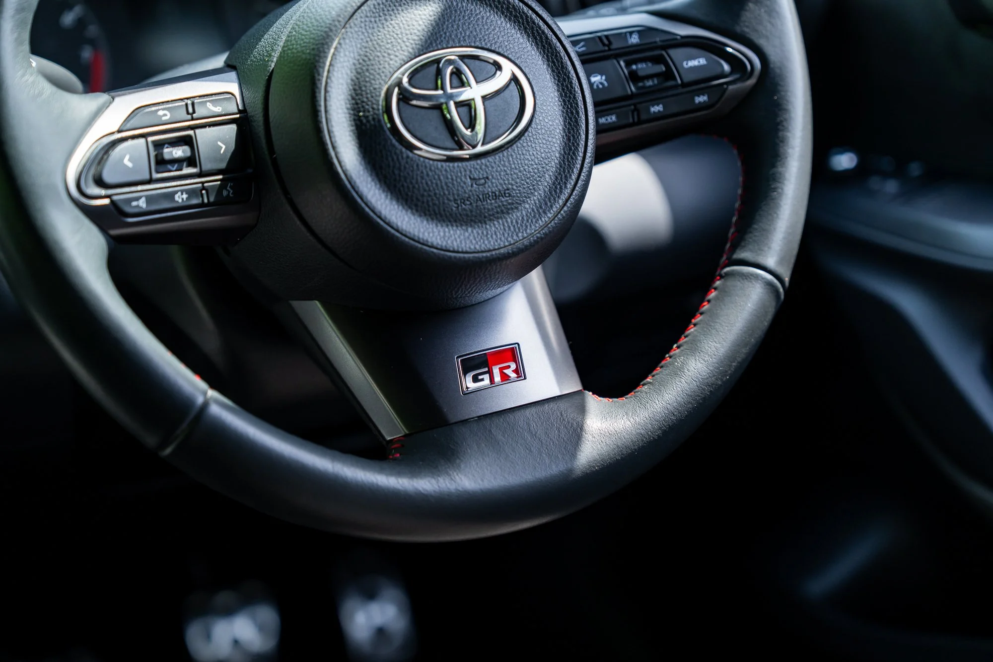 Toyota_Yaris_GR_Four_interior-21.jpg