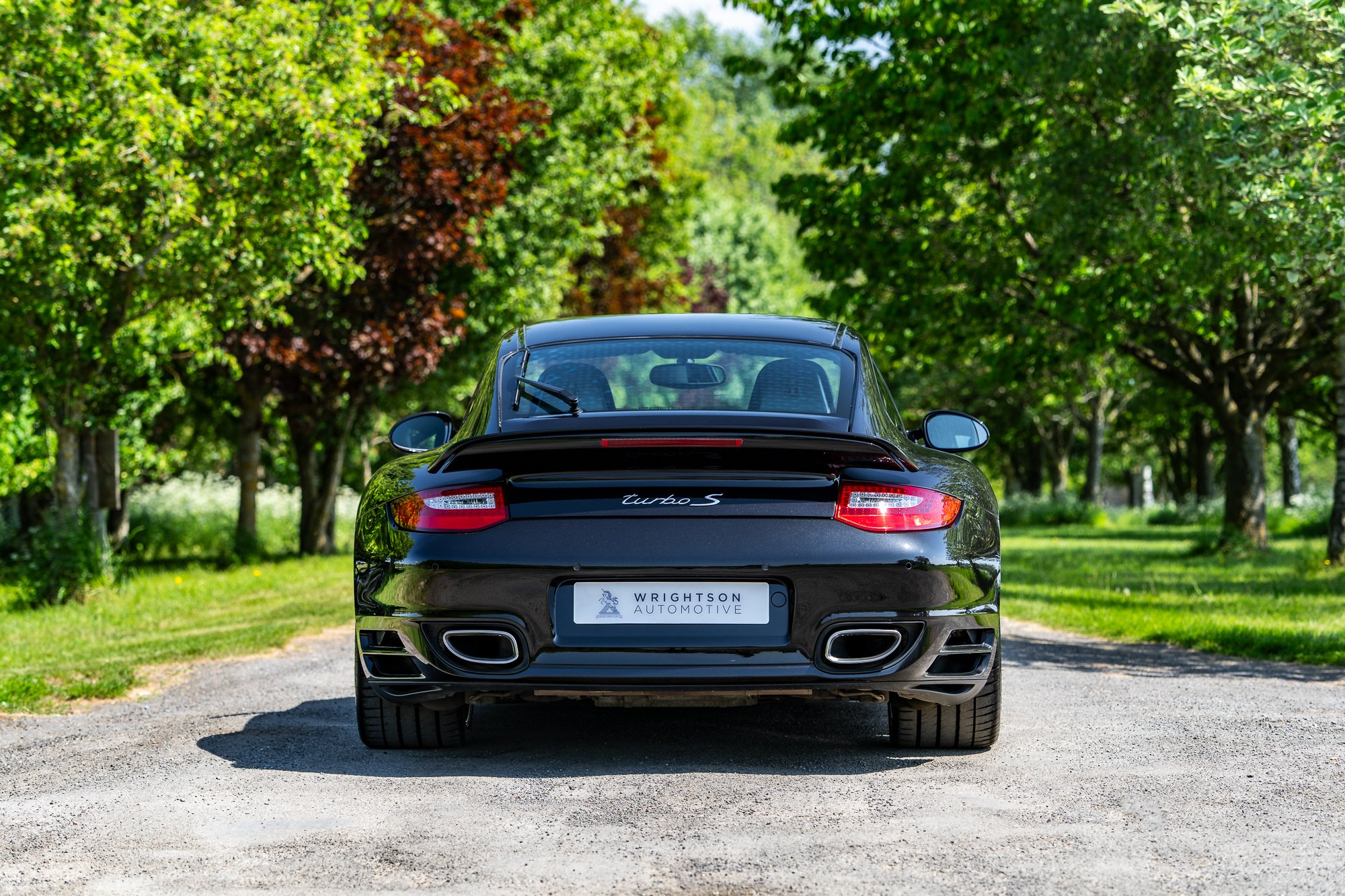 Porsche_911_Turbo S-9.jpg