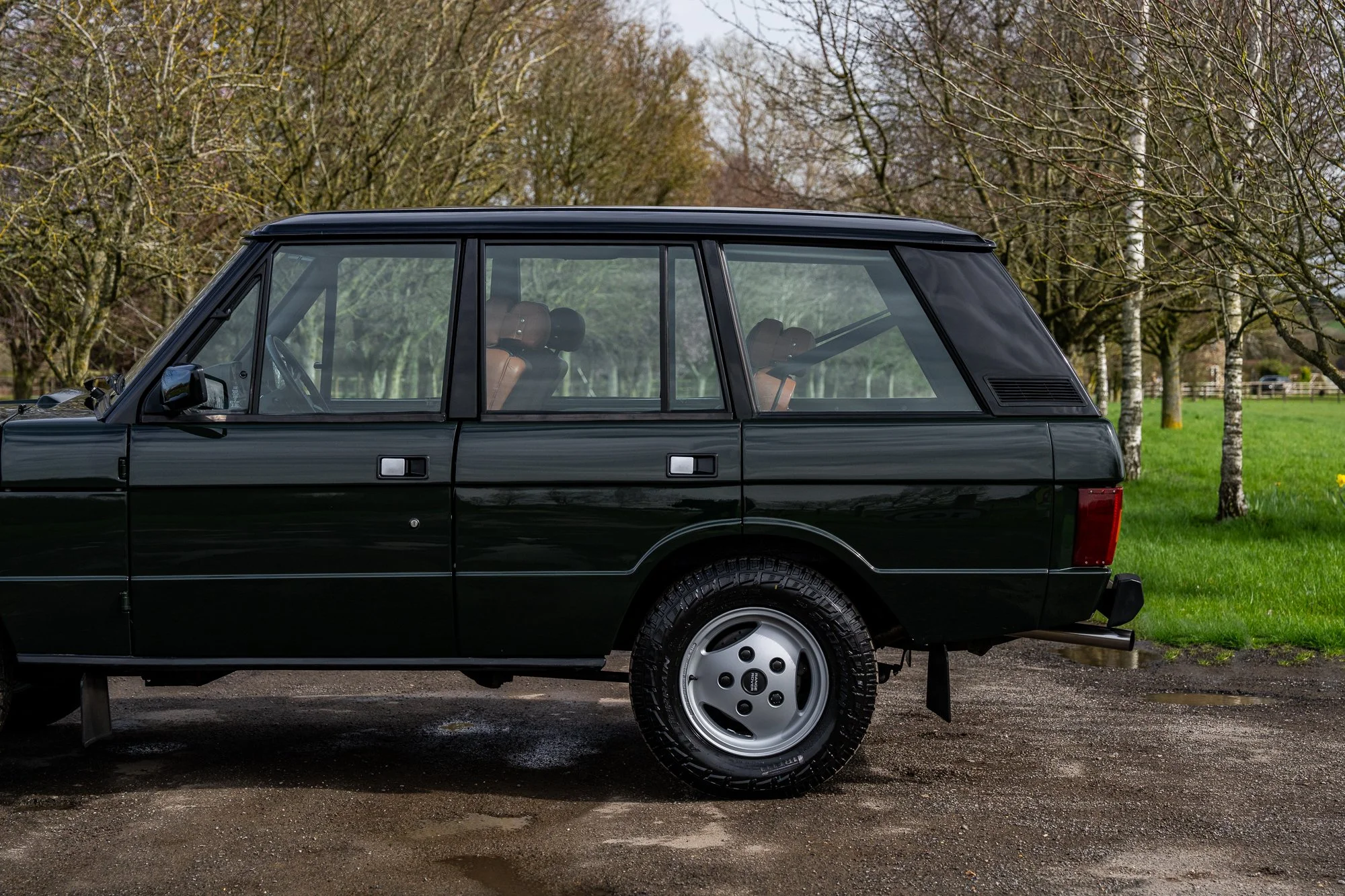 Range Rover V8_exterior-16.jpg