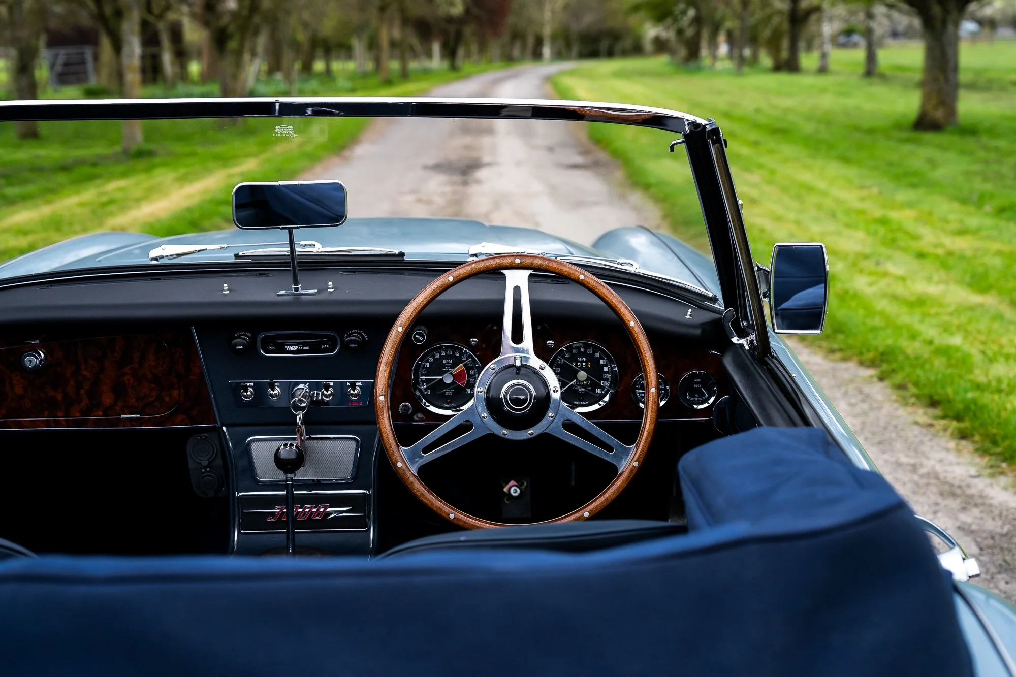 Austin Healey 3000_interior-30.jpg