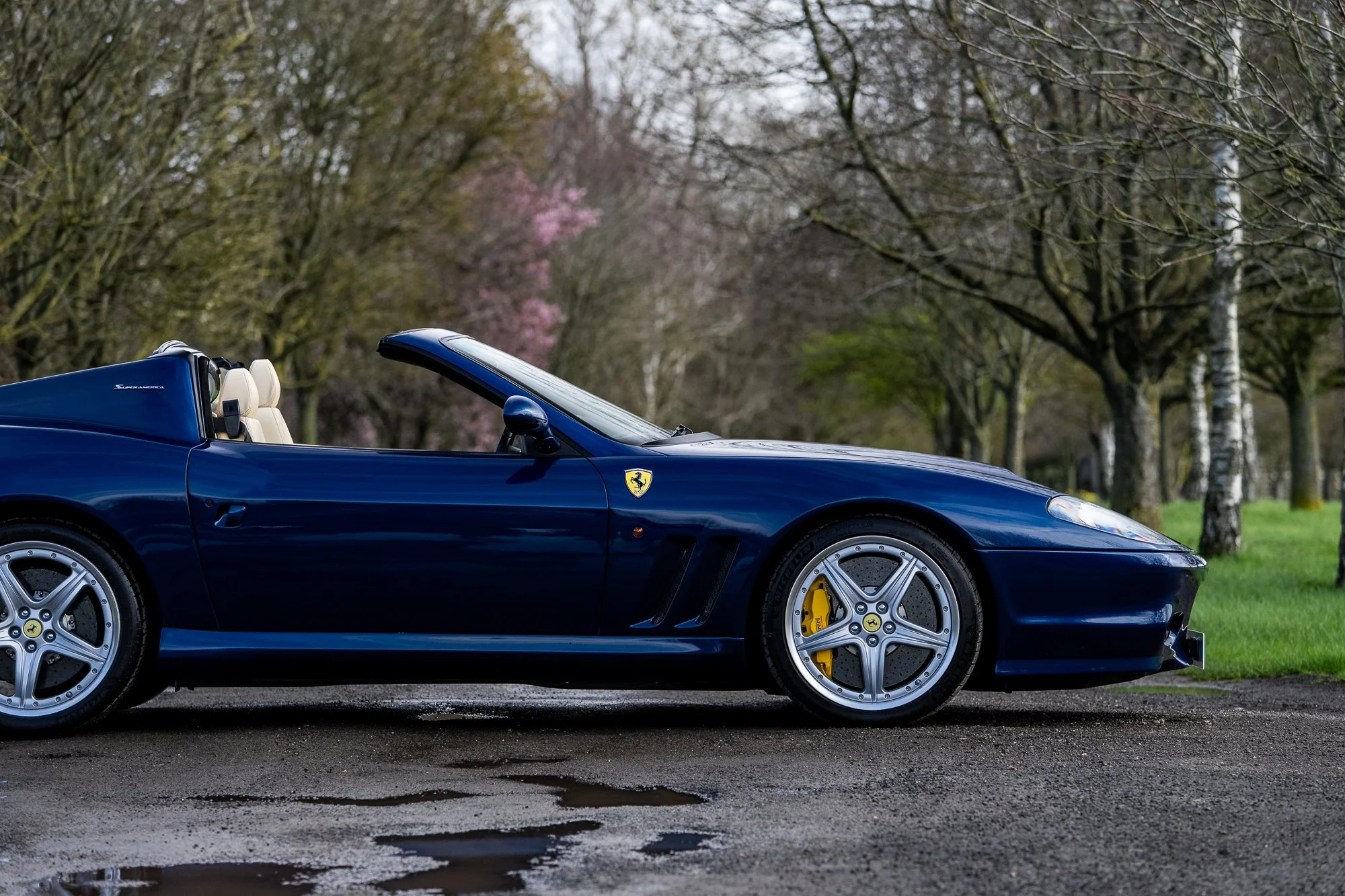 Ferrari_Superamerica_exterior-21.jpg