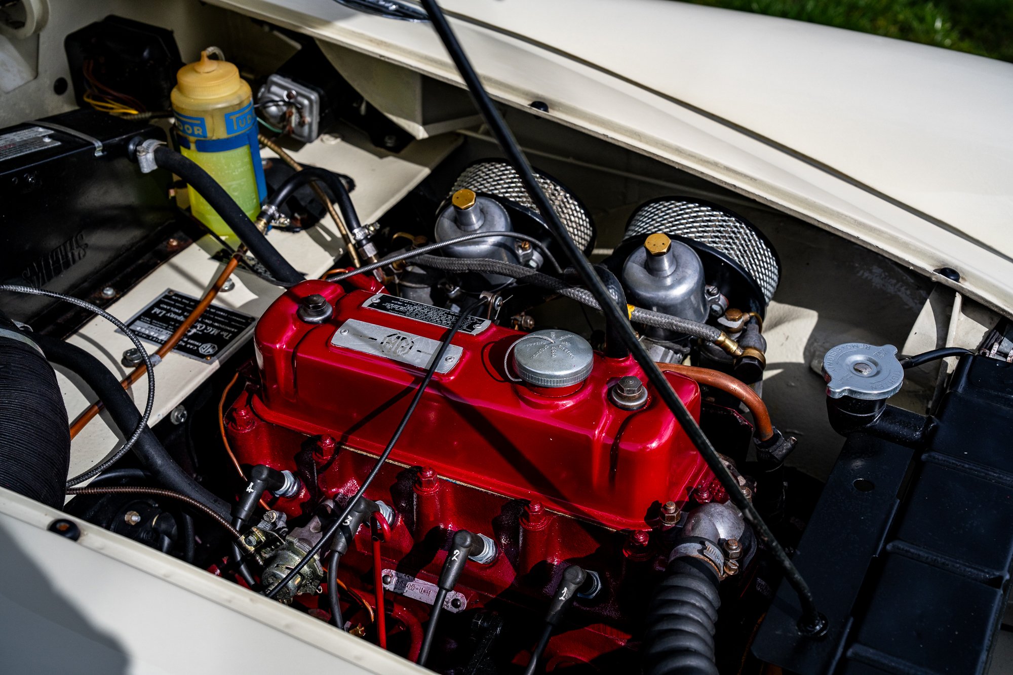 MGA_engine-8.jpg