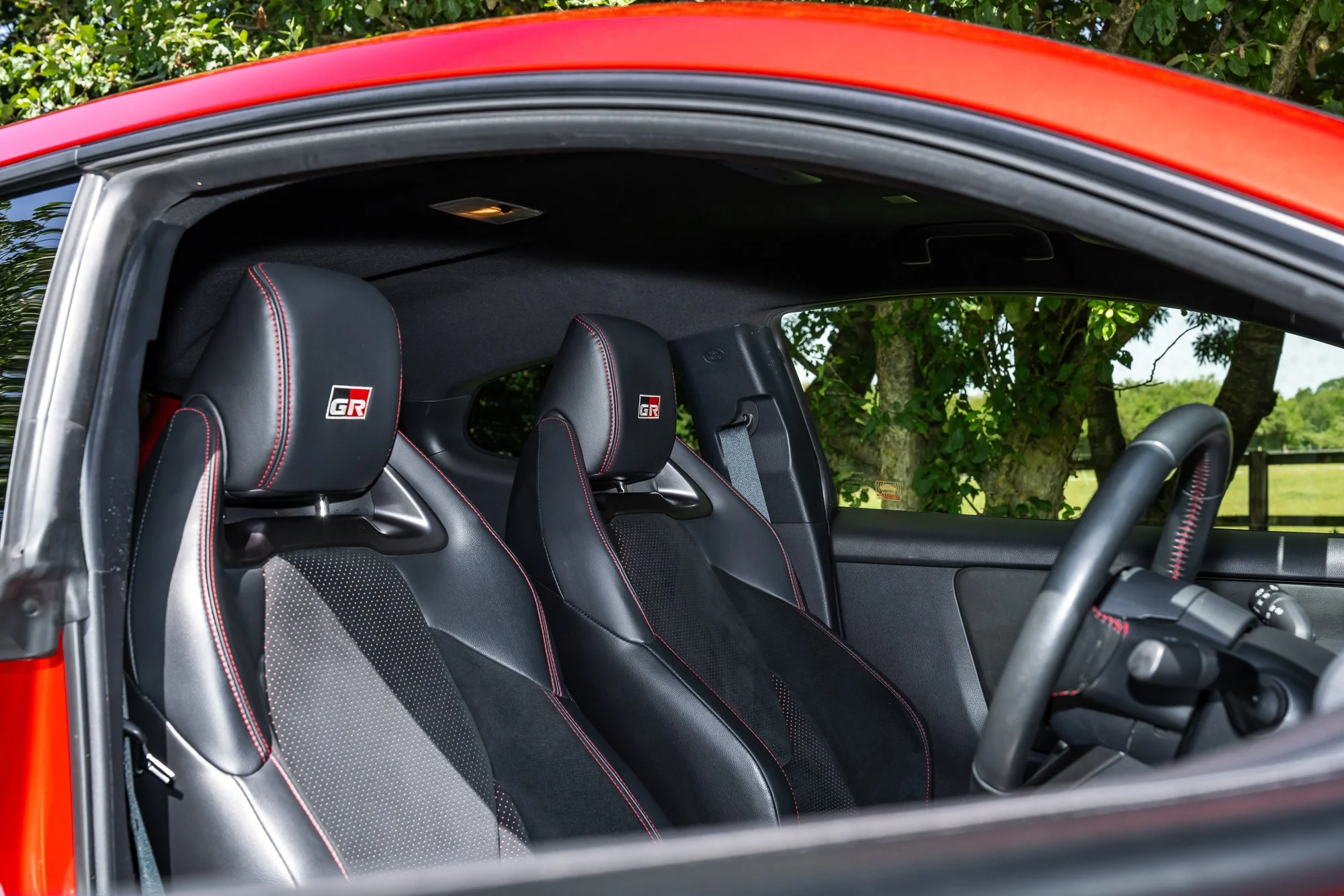 Toyota_Yaris_GR_Four_interior-8.jpg