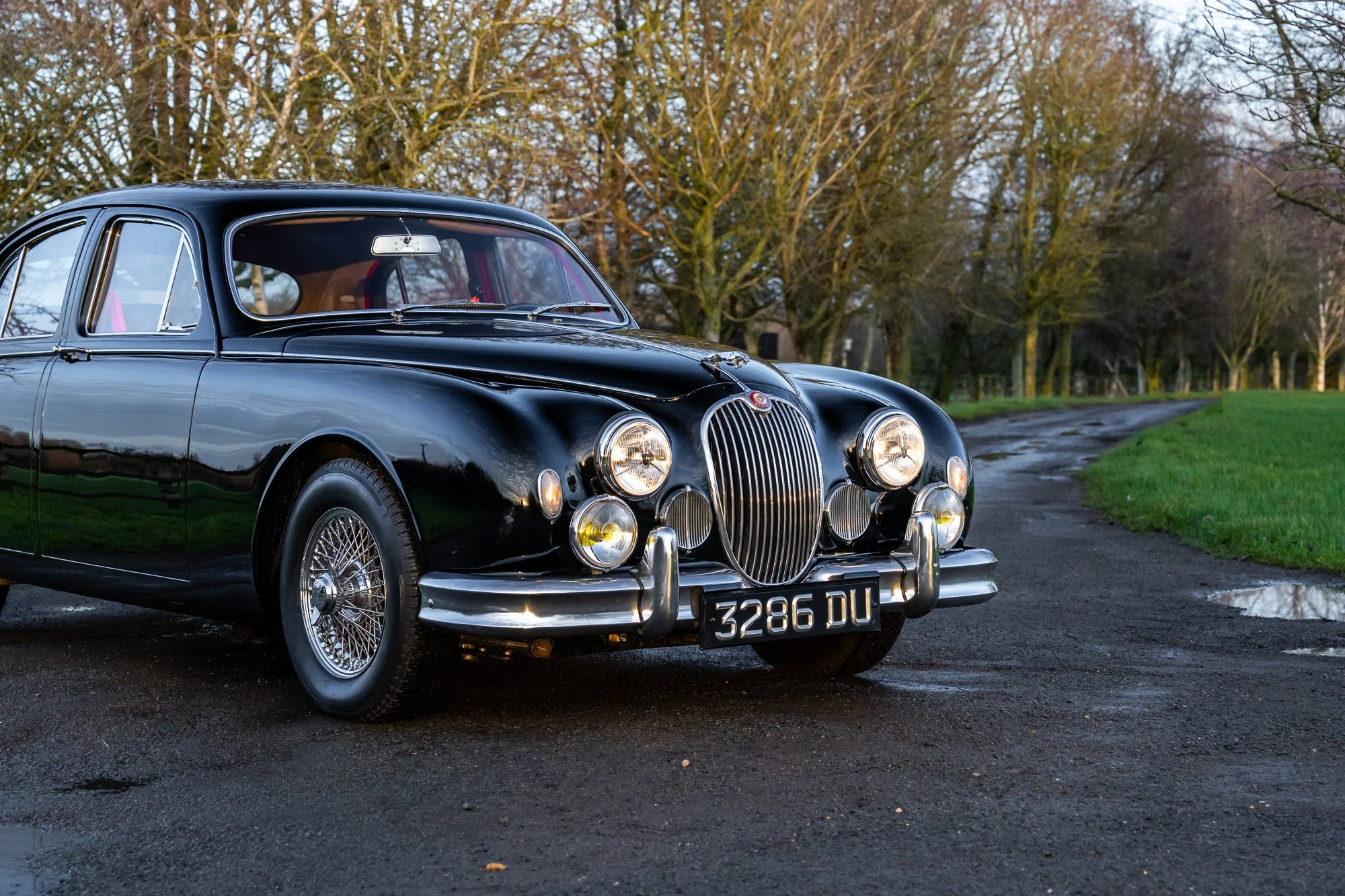 Jaguar_Mk2_4.3_exterior-9.jpg