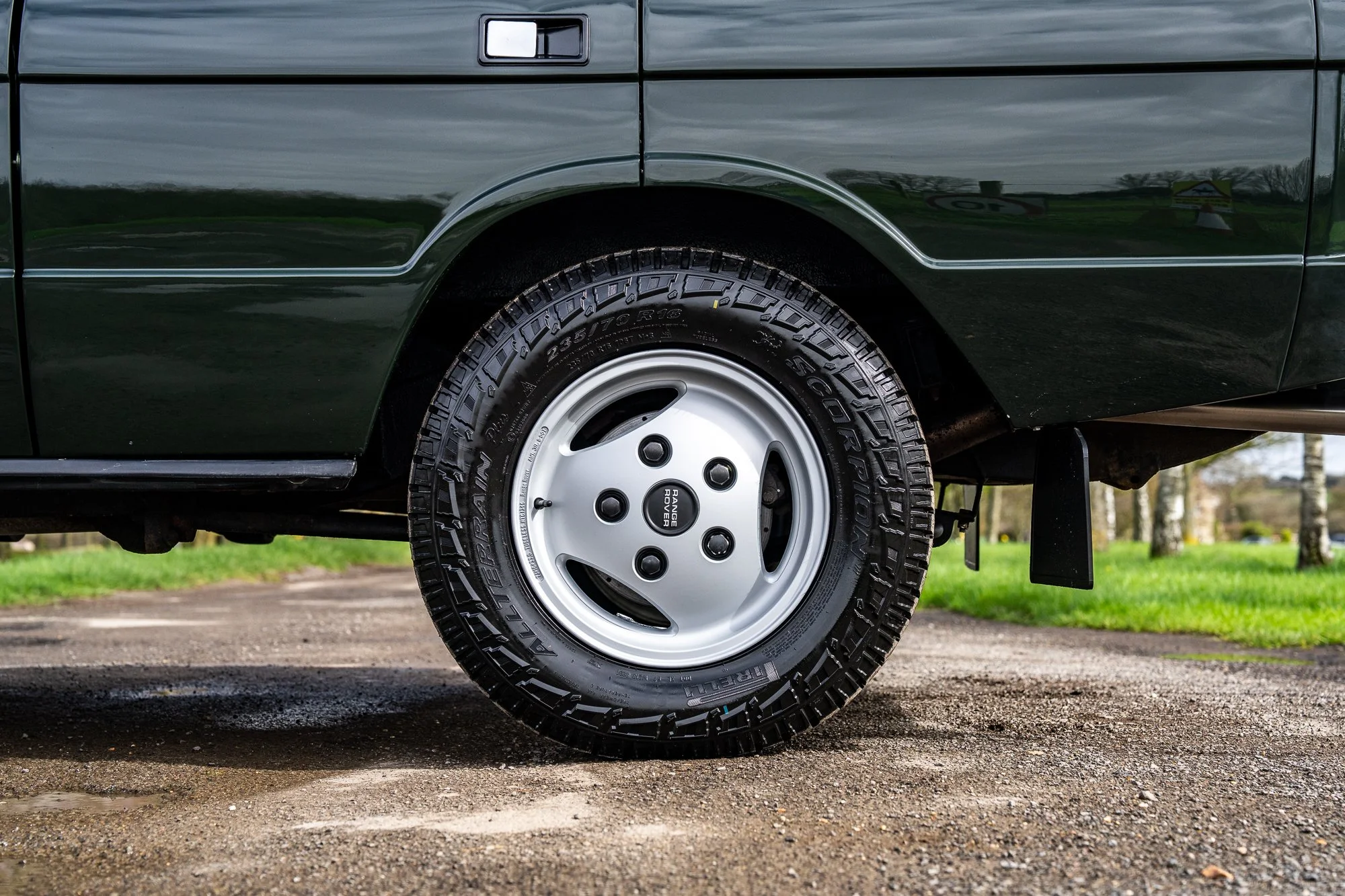 Range Rover V8_exterior1-3.jpg