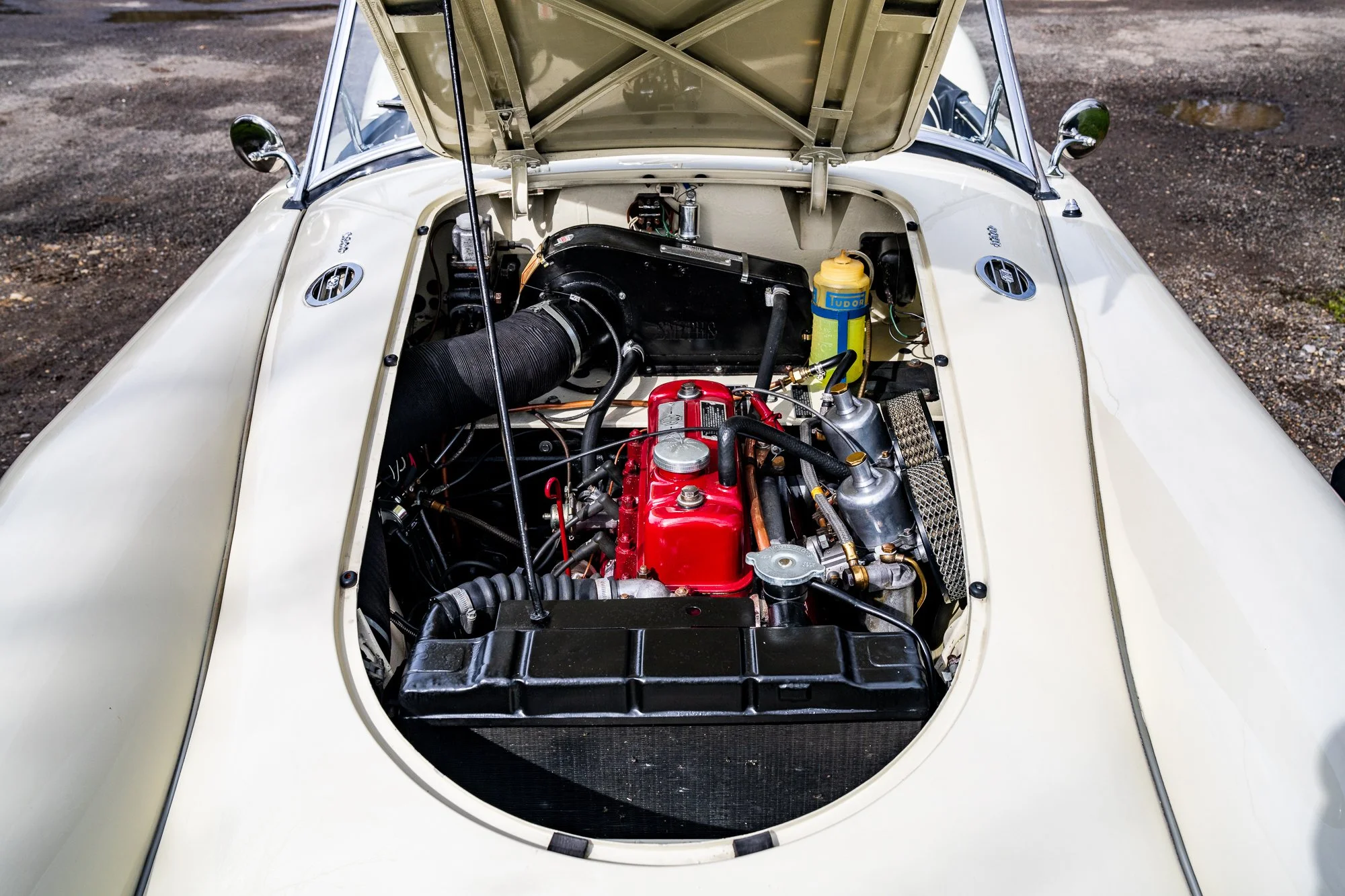 MGA_engine-1.jpg