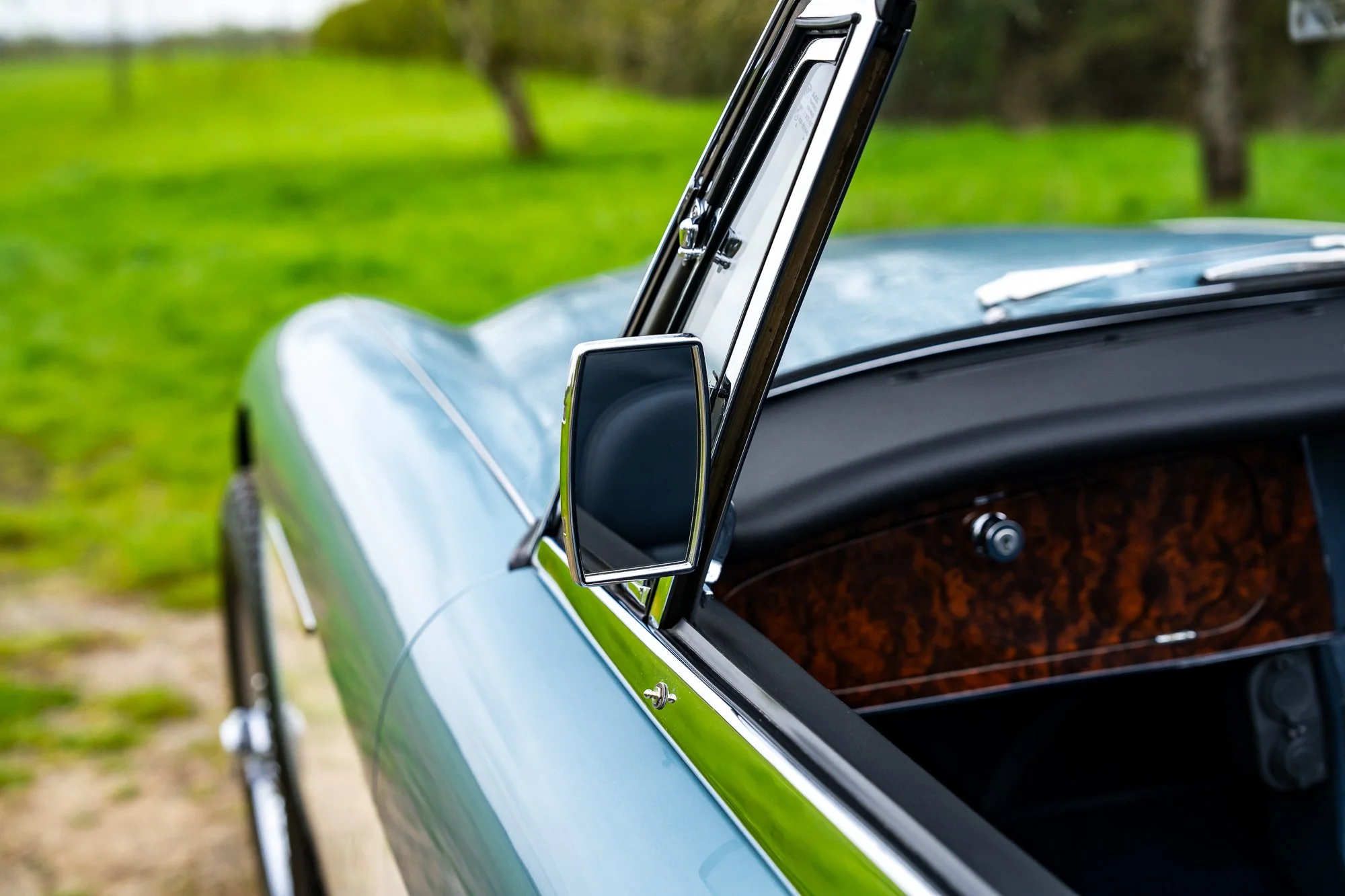 Austin Healey 3000_exterior-6.jpg