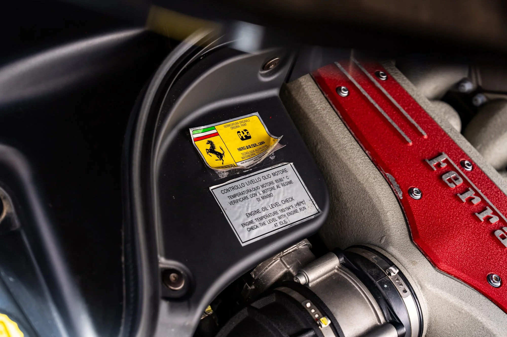 Ferrari_599_GTB_engine-5.jpg