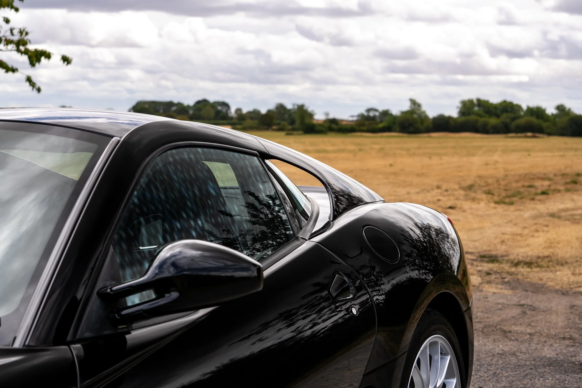 Ferrari_599_GTB_exterior-31.jpg