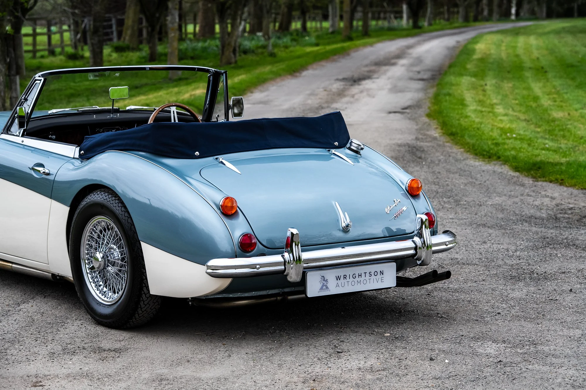 Austin Healey 3000_exterior-30.jpg