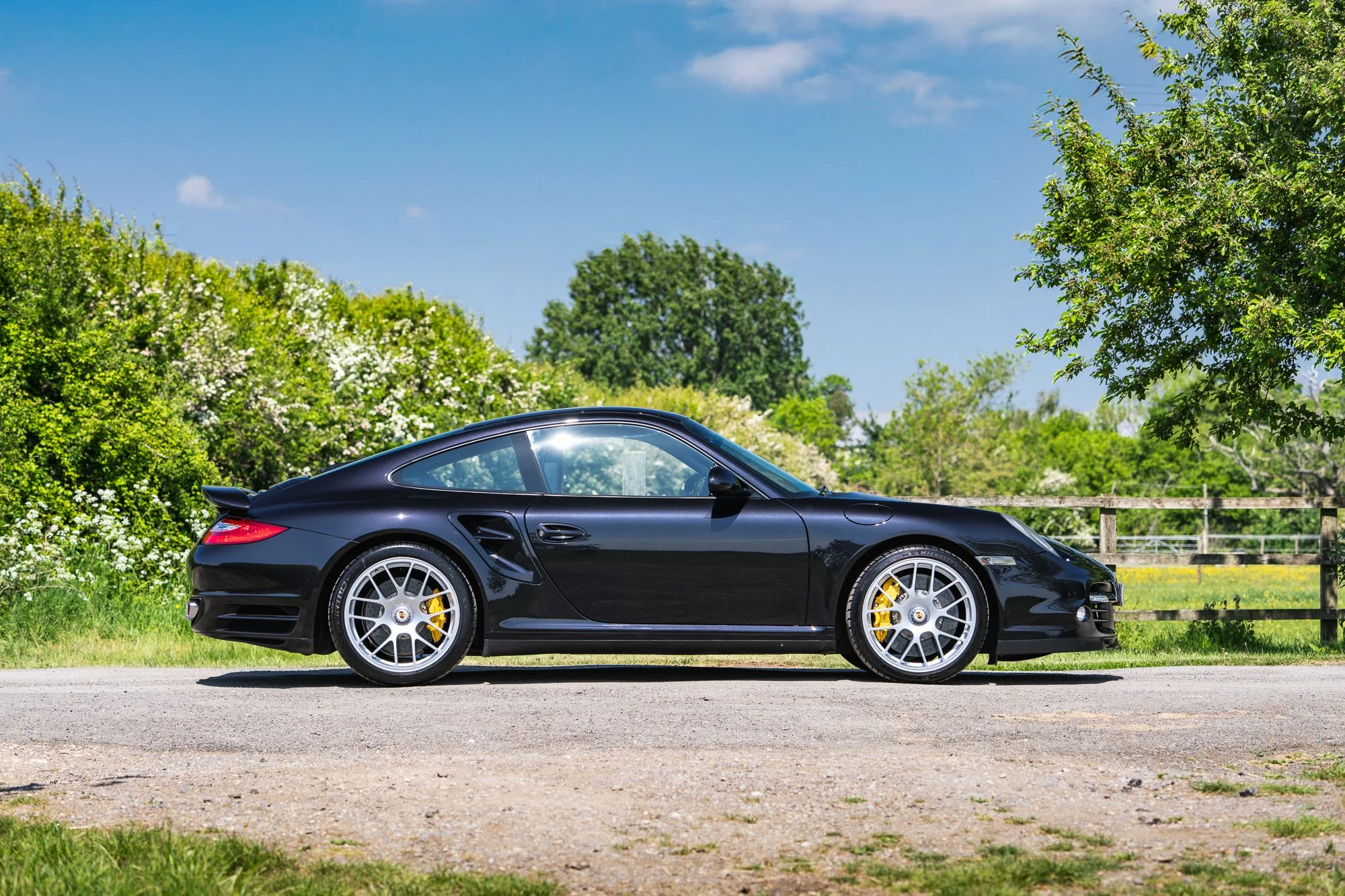 Porsche_911_Turbo S-12.jpg