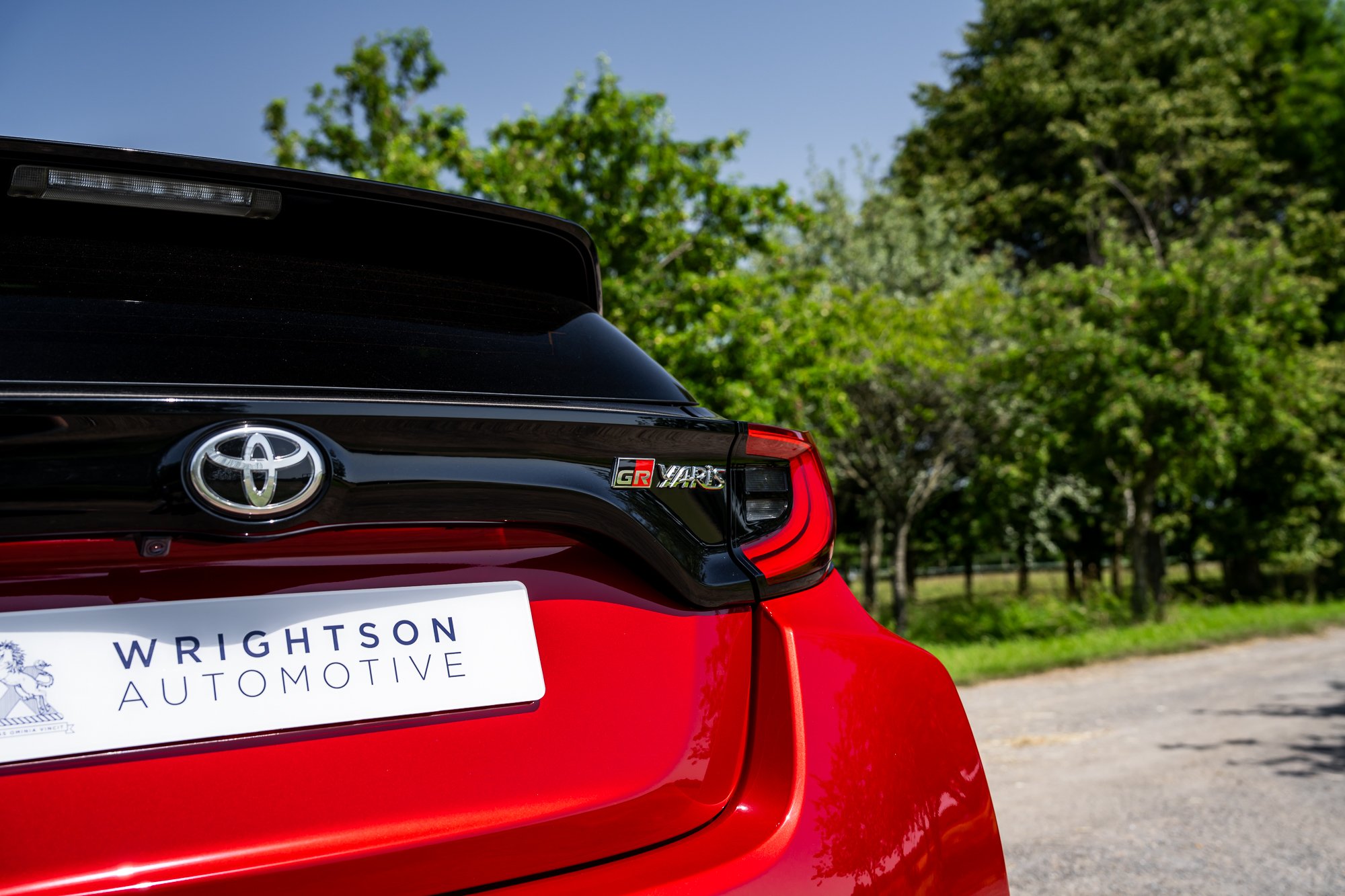 Toyota_Yaris_GR_Four_exterior-7.jpg
