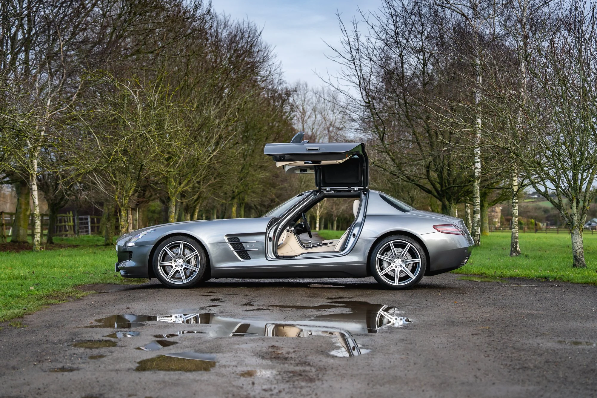 Mercedes-Benz_SLS_AMG-3.jpg